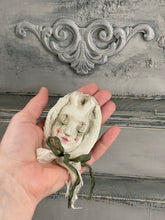 Load image into Gallery viewer, White brooch with silk ribbons
